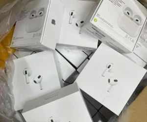 Buy Apple AirPods Pro in bulk for resale - Cheap Apple AirPods Pro wholesale lots - AirPods Pro wholesale supplier