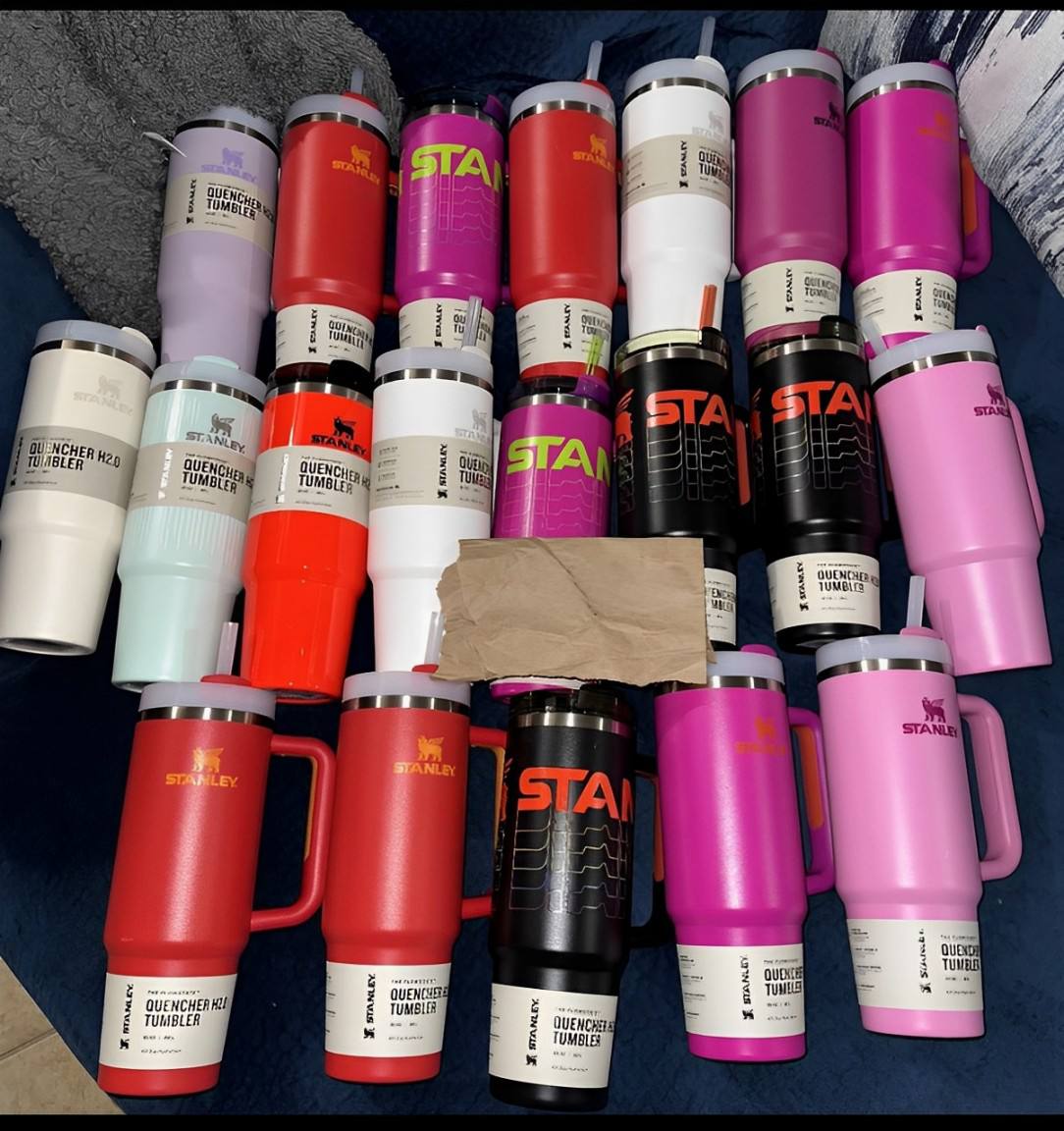 Buy Wholesale Stanley Tumblers Liquidation Pallets near me