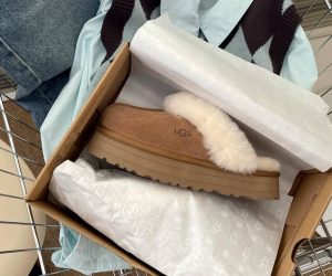 Wholesale Ugg shoes liquidation pallet near me - Buy Ugg shoes pallets in bulk