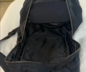 black lululemon backpack