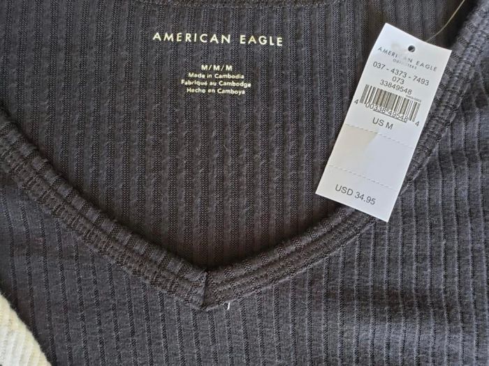 Buy Wholesale Aerie & American Eagle Liquidation Pallets near me