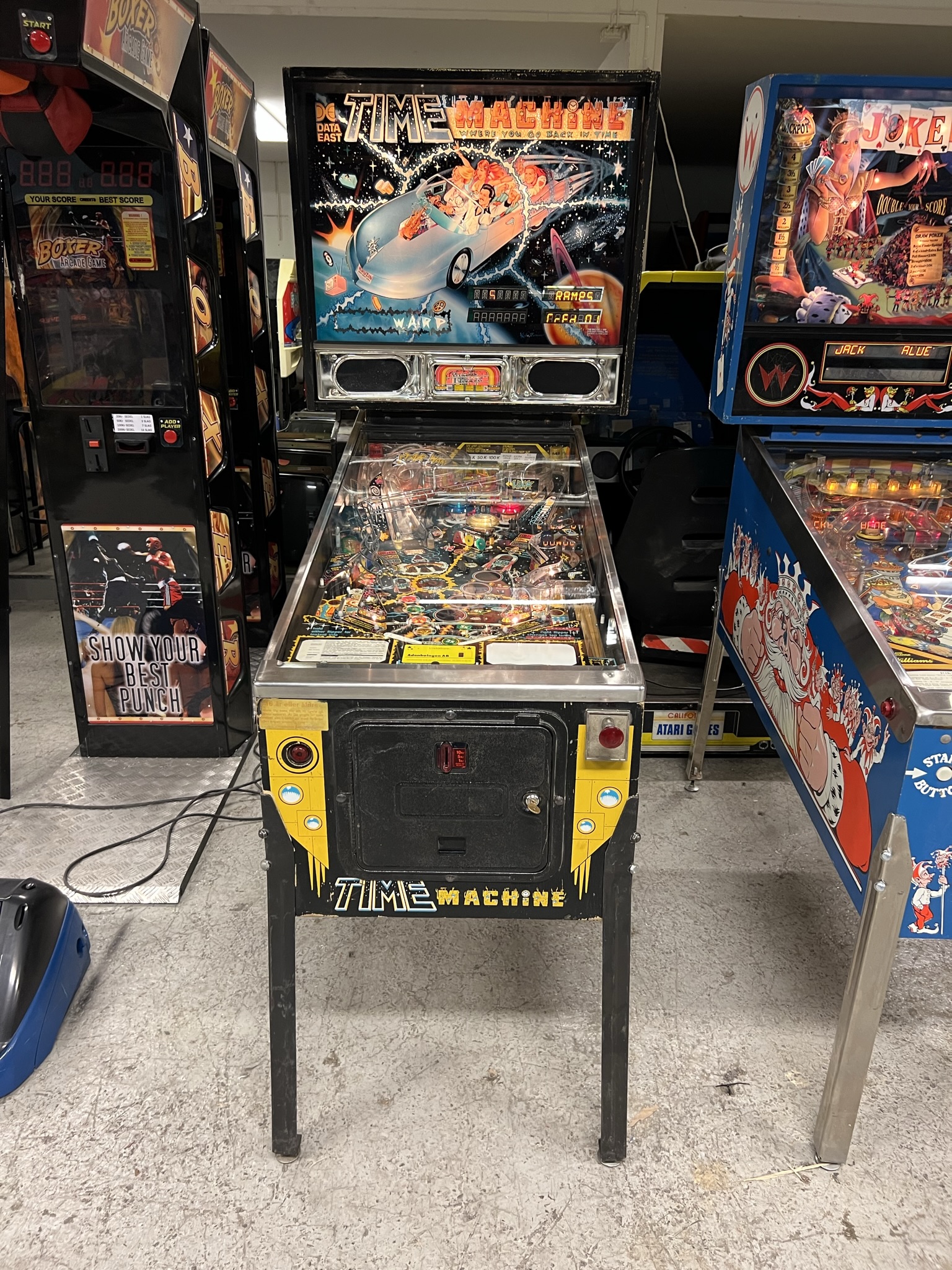 Bulk pinball machine liquidation