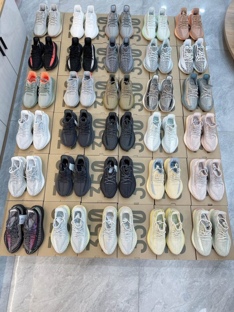 Buy YEEZY sneakers wholesale