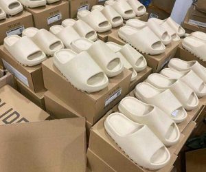 Discount Yeezy Slides wholesale